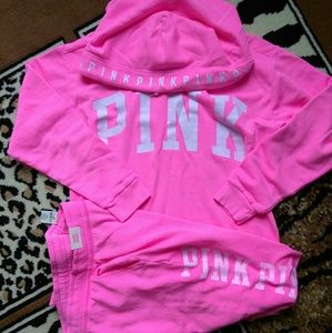 🎉🆕 Victoria's Secret PINK set🎉🎉